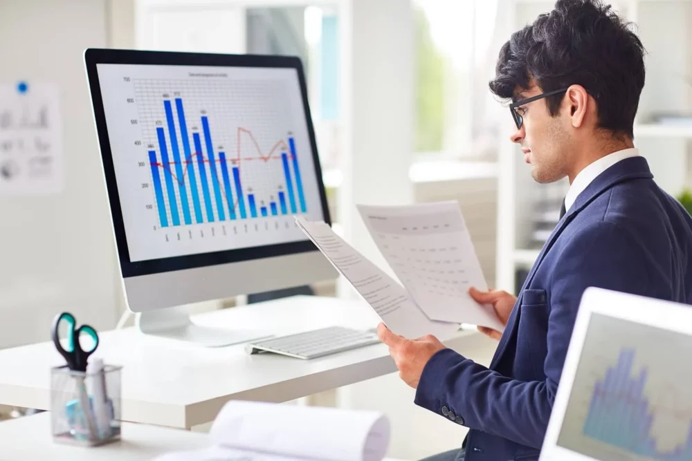 Visual representation of improved financial reporting as a result of effective accounting standards implementation in the UAE.